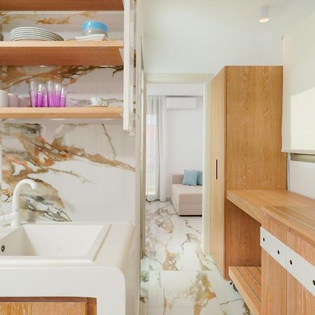Athina Palace Luxurious Appartments ポトス エクステリア 写真