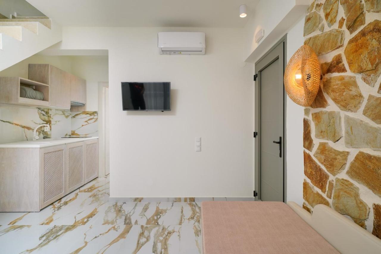 Athina Palace Luxurious Appartments ポトス エクステリア 写真
