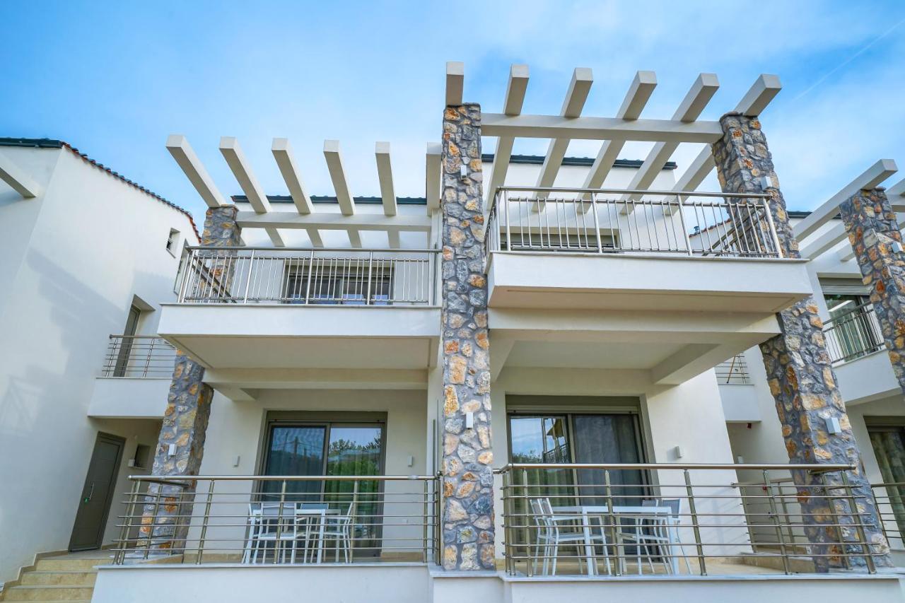 Athina Palace Luxurious Appartments ポトス エクステリア 写真