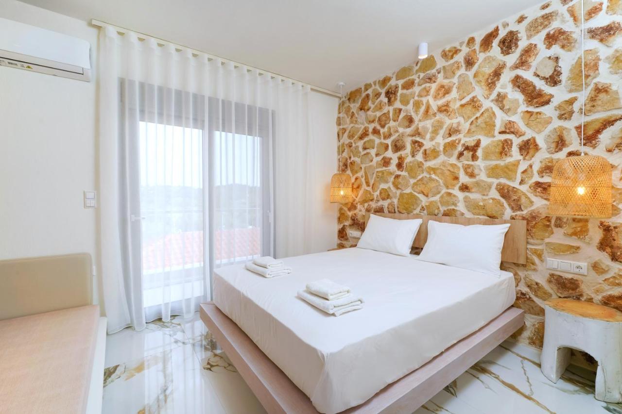Athina Palace Luxurious Appartments ポトス エクステリア 写真