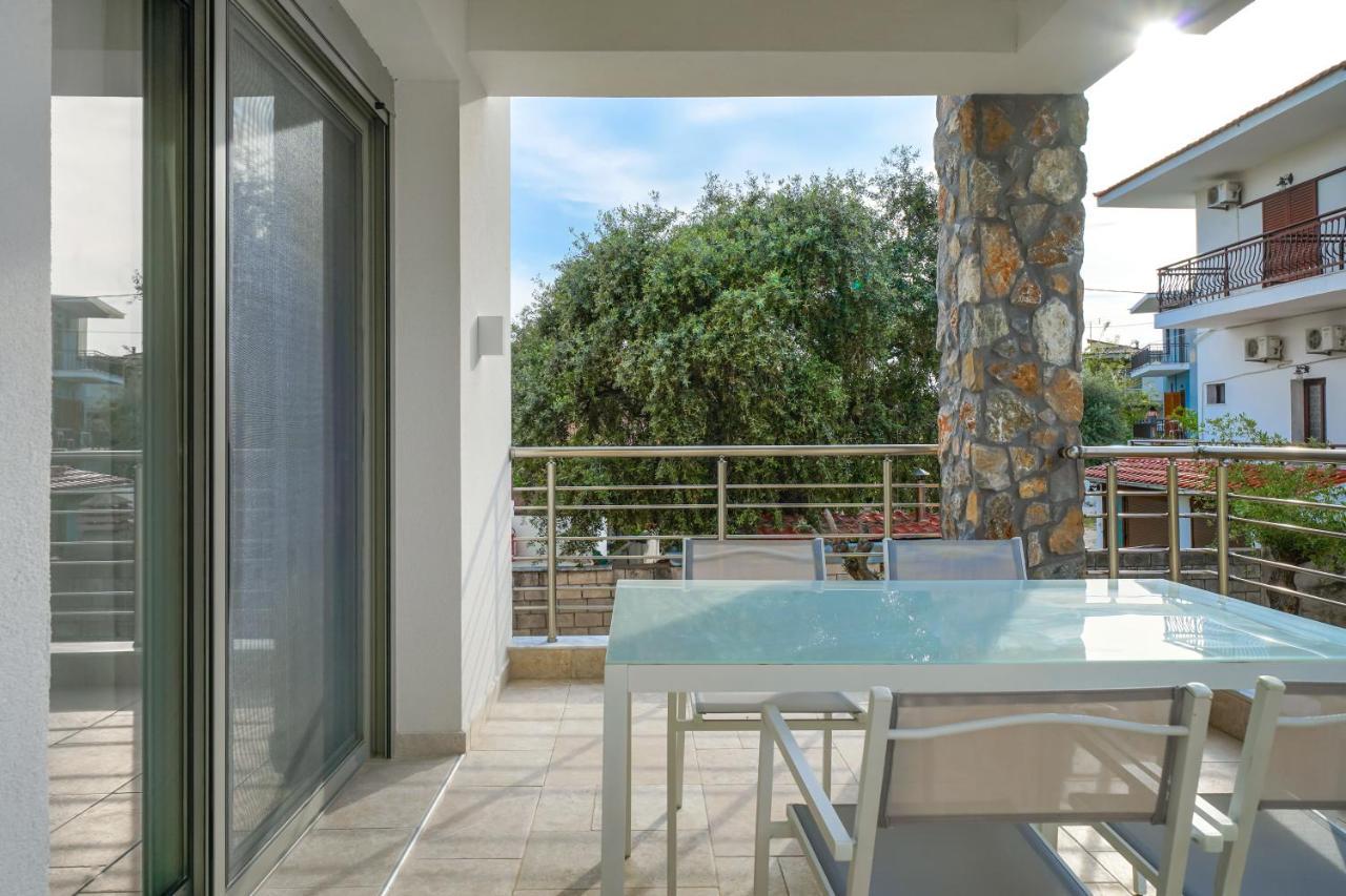 Athina Palace Luxurious Appartments ポトス エクステリア 写真